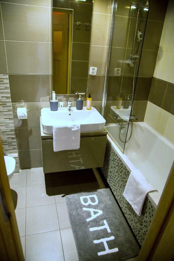 Warsaw Royal Stay Aleja Jana Pawla II Exterior photo
